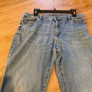 Ann Taylor Boyfriend Jeans size 10